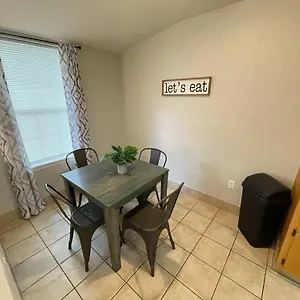 North Highlands Nest- Unit D Apartment Pensacola